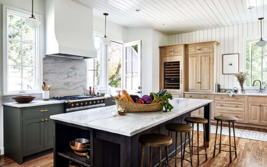 Four Benefits of Kitchen Islands