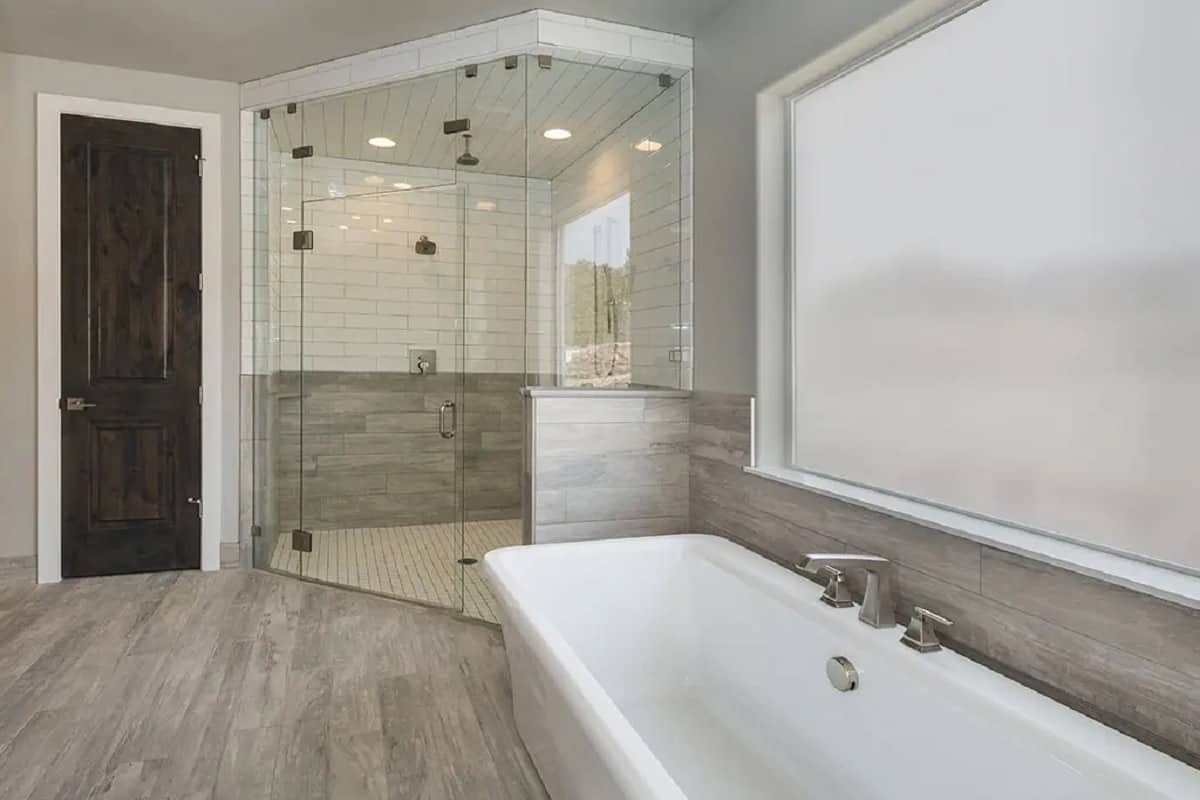 The Benefits of a Glass Shower Door - Home Renovations Ottawa - Ottawa ...