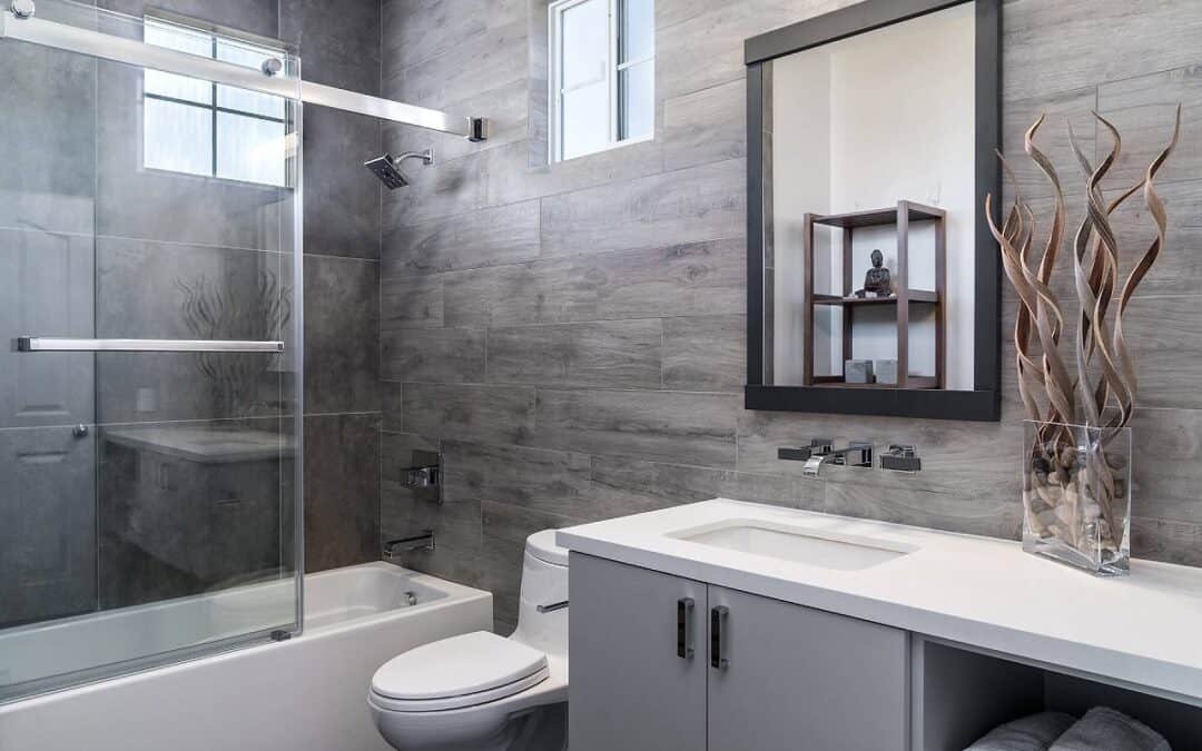 How to Expand the Bathroom When Remodeling