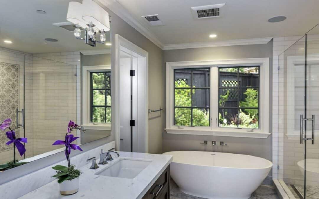 Selecting the Right Bath Option for Your Master Bathroom